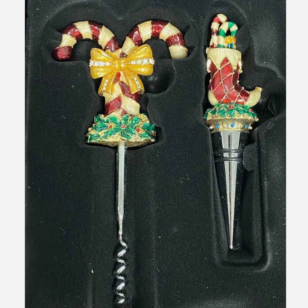 BOMBAY CHRISTMAS STOCKING BOTTLE STOPPER & CANDY CANE OPENER - NEW IN THE BOX